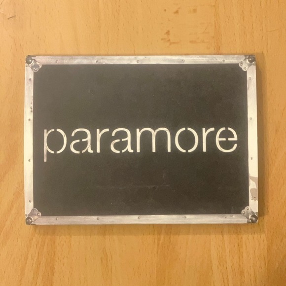 Other - Paramore The Final Riot! Road Case Set Limited Edition DVD CD Book RARE